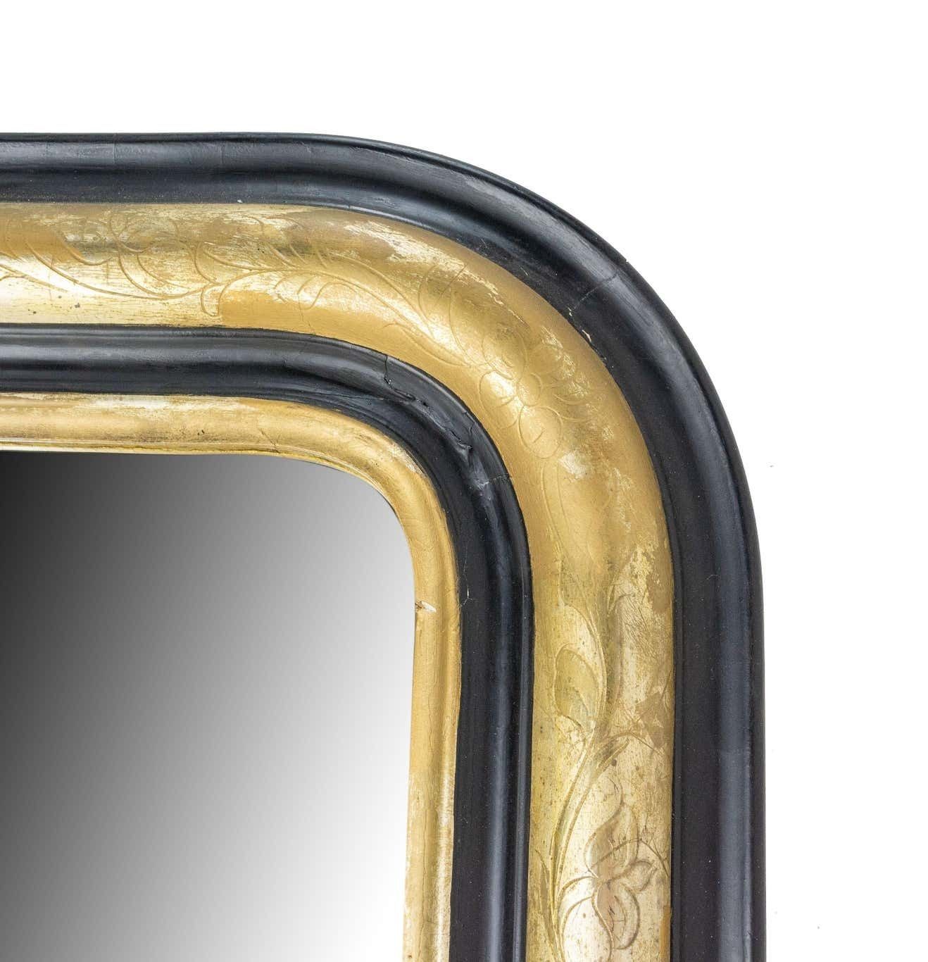 Miroir Louis-Philippe en stuc imitation bois et dorure, vers 1870 photo for sale