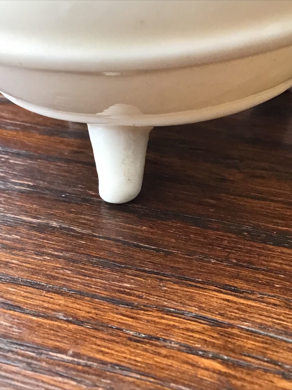 Rare Shape Antique Beleek Porcelain Cream Jug On 3 Feet. C.1910 photo vinterior