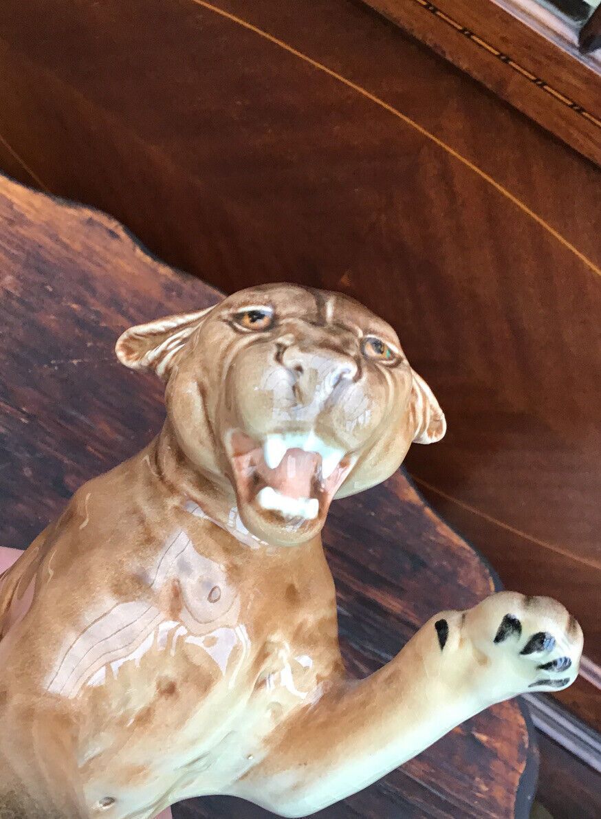 Art Beswick No.1823 Large Mountain Cat. Umber And Chocolate Glaze photo