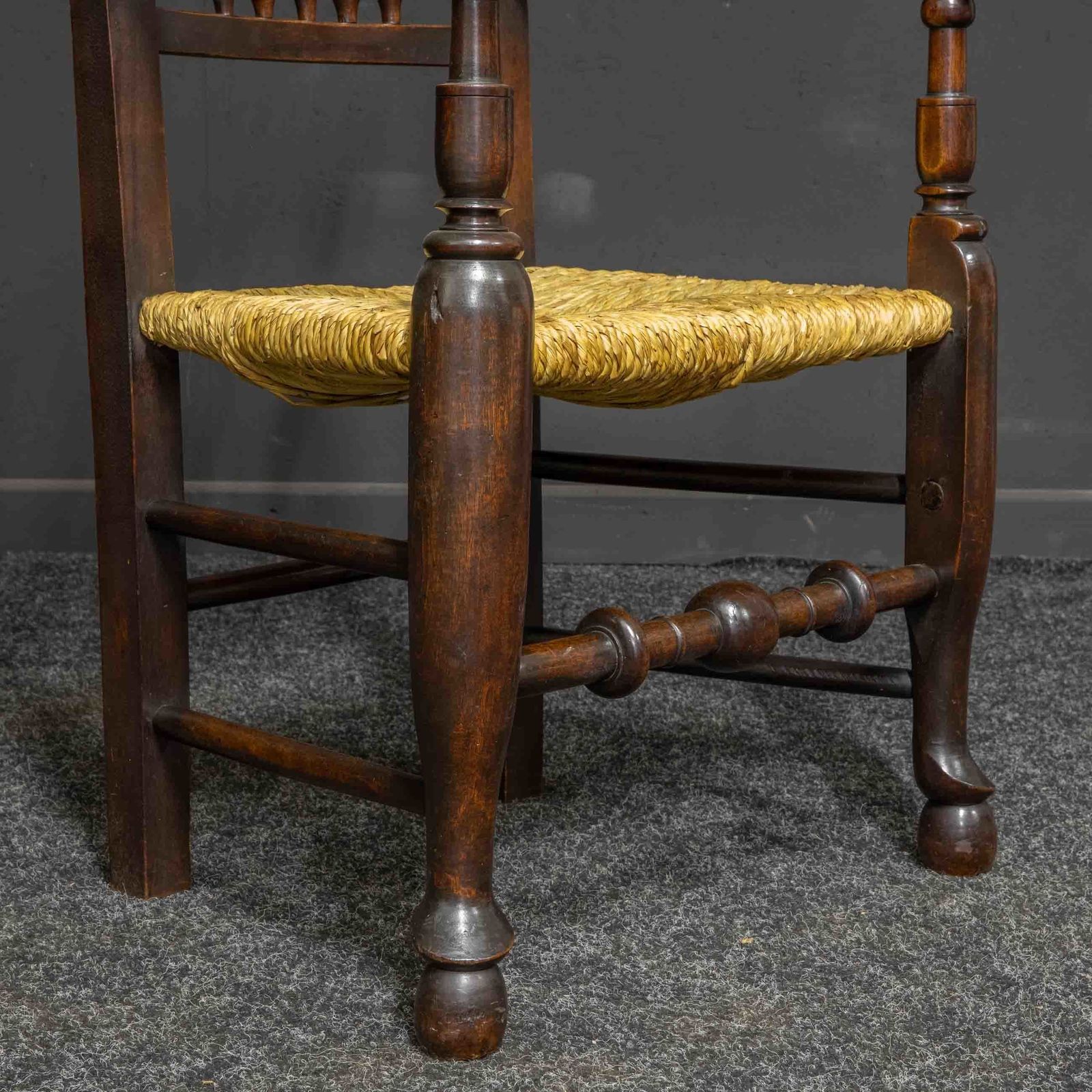 photo furniture Set Of Eight Georgian Lancashire Spindleback Chairs
