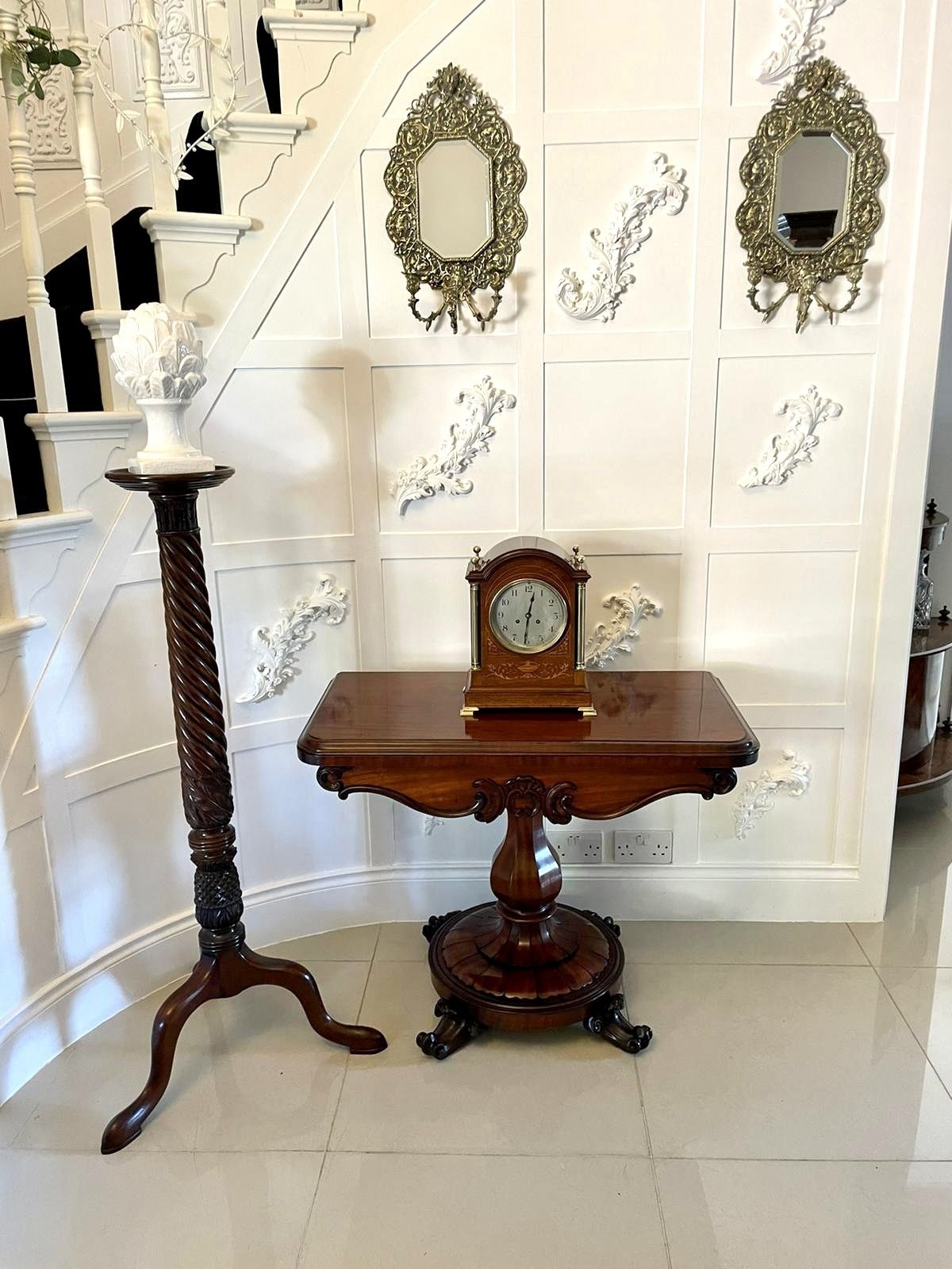 Outstanding Quality Antique Mahogany Card Table photo vinterior