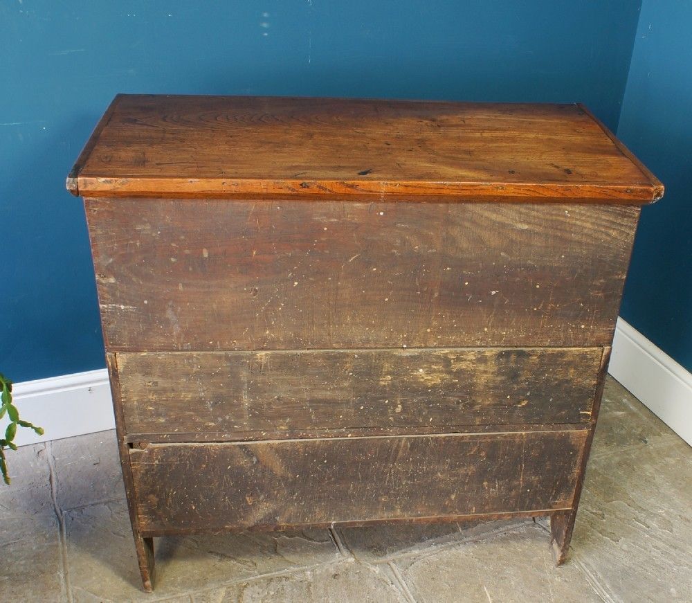 photo buy Georgian Elm Mule Chest.