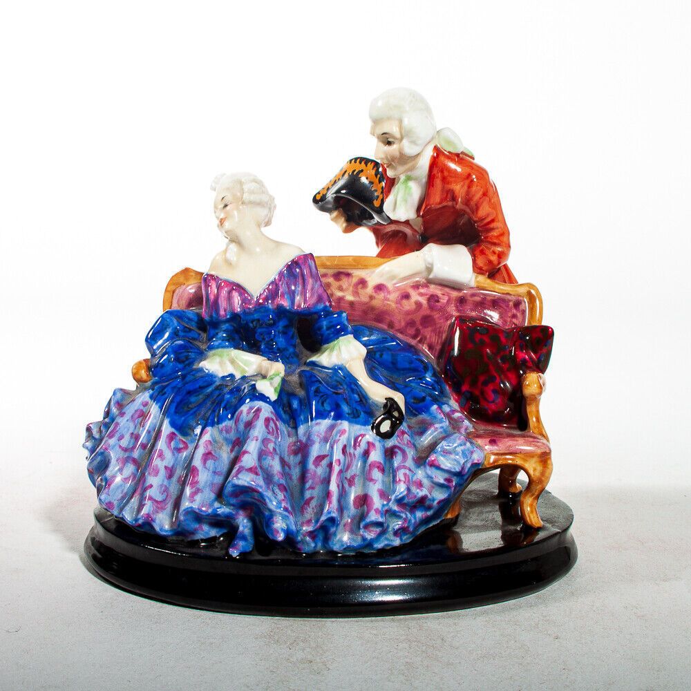 Royal Doulton Figure 'Tete A Tete' Hn799 Leslie Harradine Designed   Uk Made