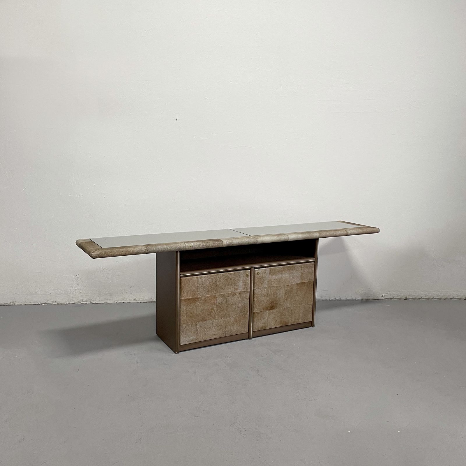 3700.0 Suede Leather Sideboard 'Bogo' By Carlo Bartoli For Rossi Di Albizzate, Italy 1980s photo