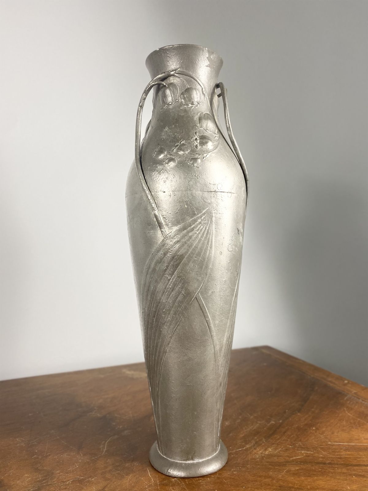 Hugo Leven For Kayserzinn   Art Nouveau Floral Pewter Vase N° 4312, 1900s Germany