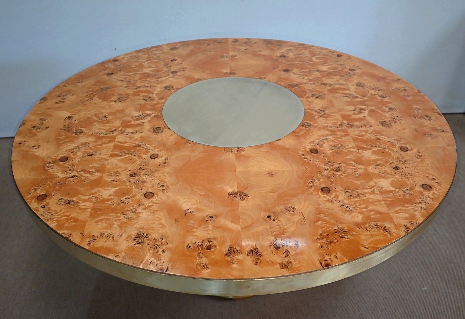 Round Table In Thuya Burl And Golden Metal – 1980 photo Furniture
