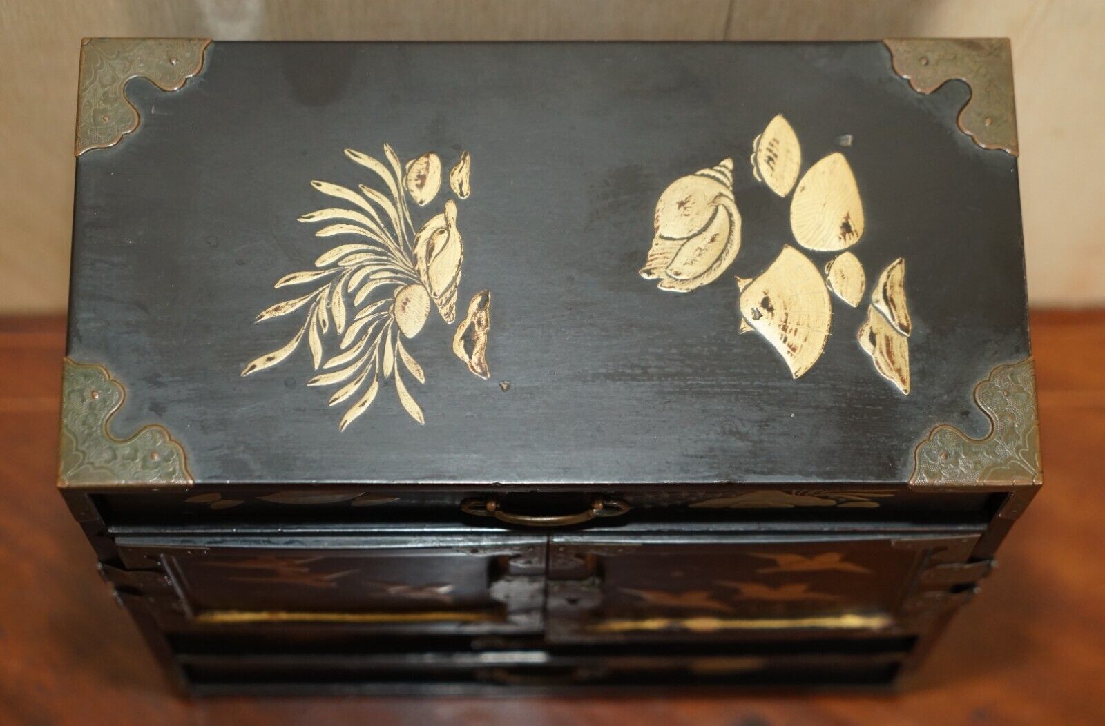 Fine Antique Collectable Chinese Table Top Cabinet Jewellery Collectors Storage photo vinterior