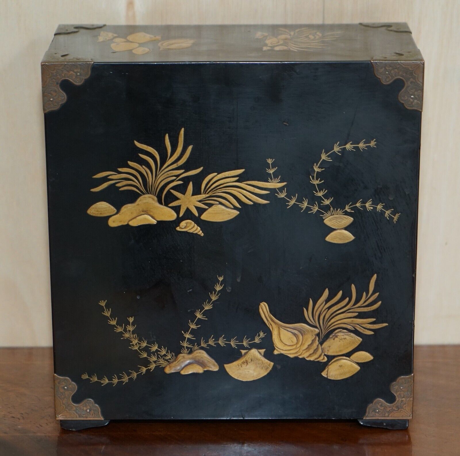 Fine Antique Collectable Chinese Table Top Cabinet Jewellery Collectors Storage photo vintage