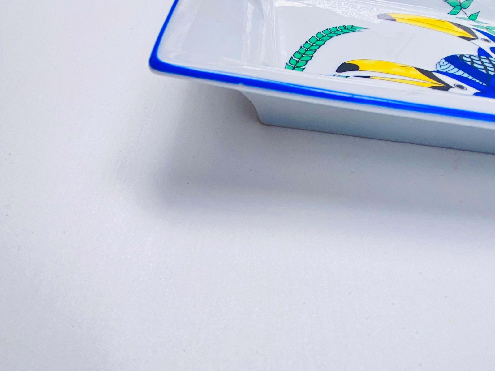 photo vintage Ashtray Or Vide Poche By French Artist, In Porcelain, Signed, France Circa 1980
