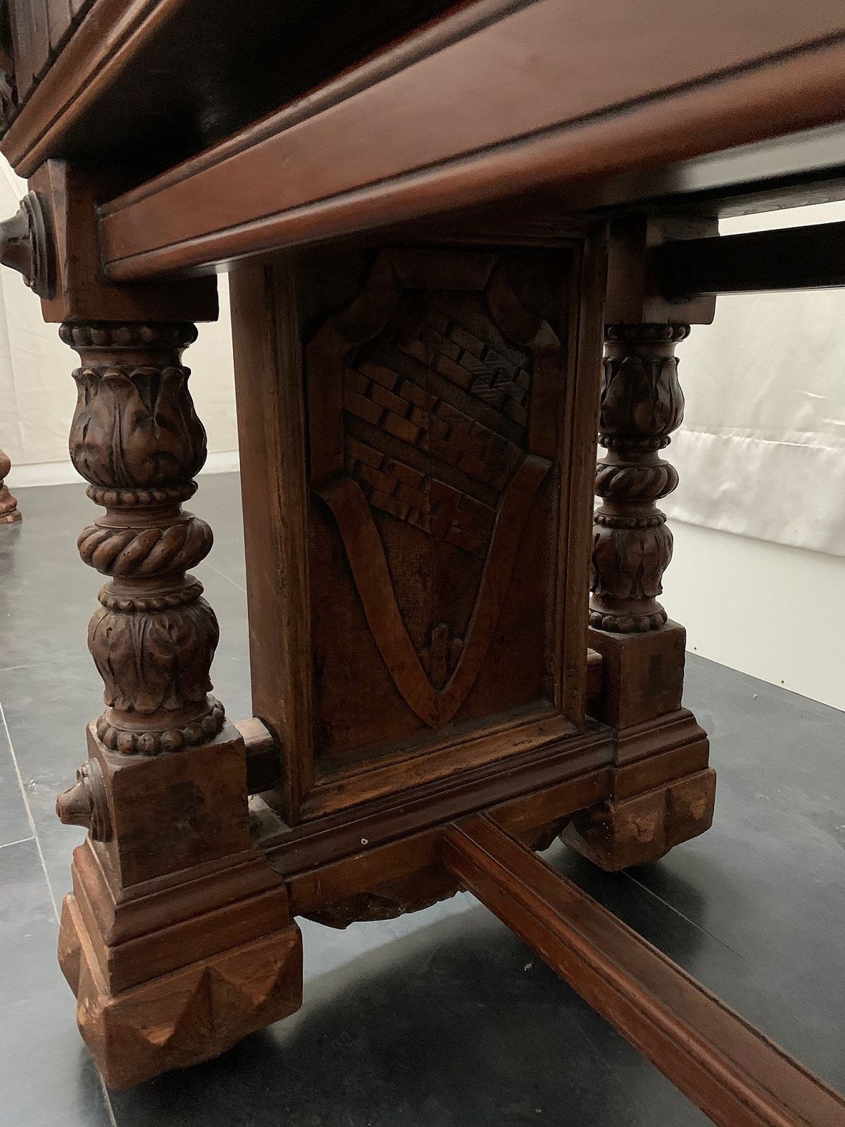 Walnut Table In Neo Renaissance Style, Late 19th Century photo 4959.76