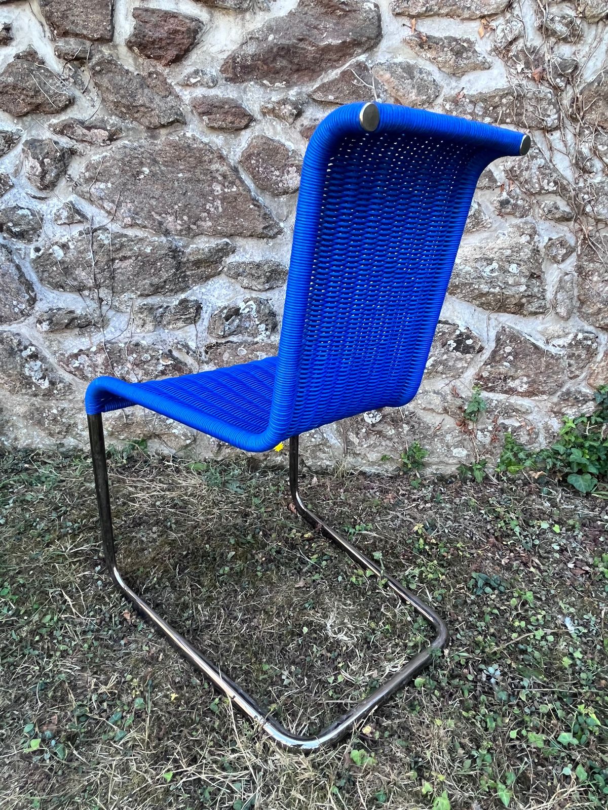 Cantilever B20 Chairs Published By Tecta photo vintage
