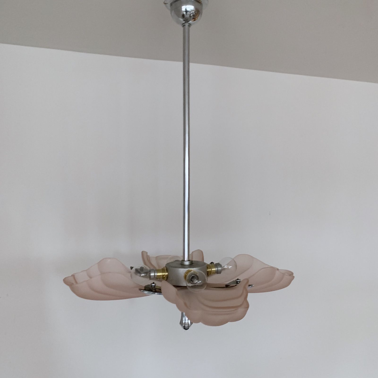 French Chrome Uplighter With Frosted Pink Scallop Shades photo Lighting