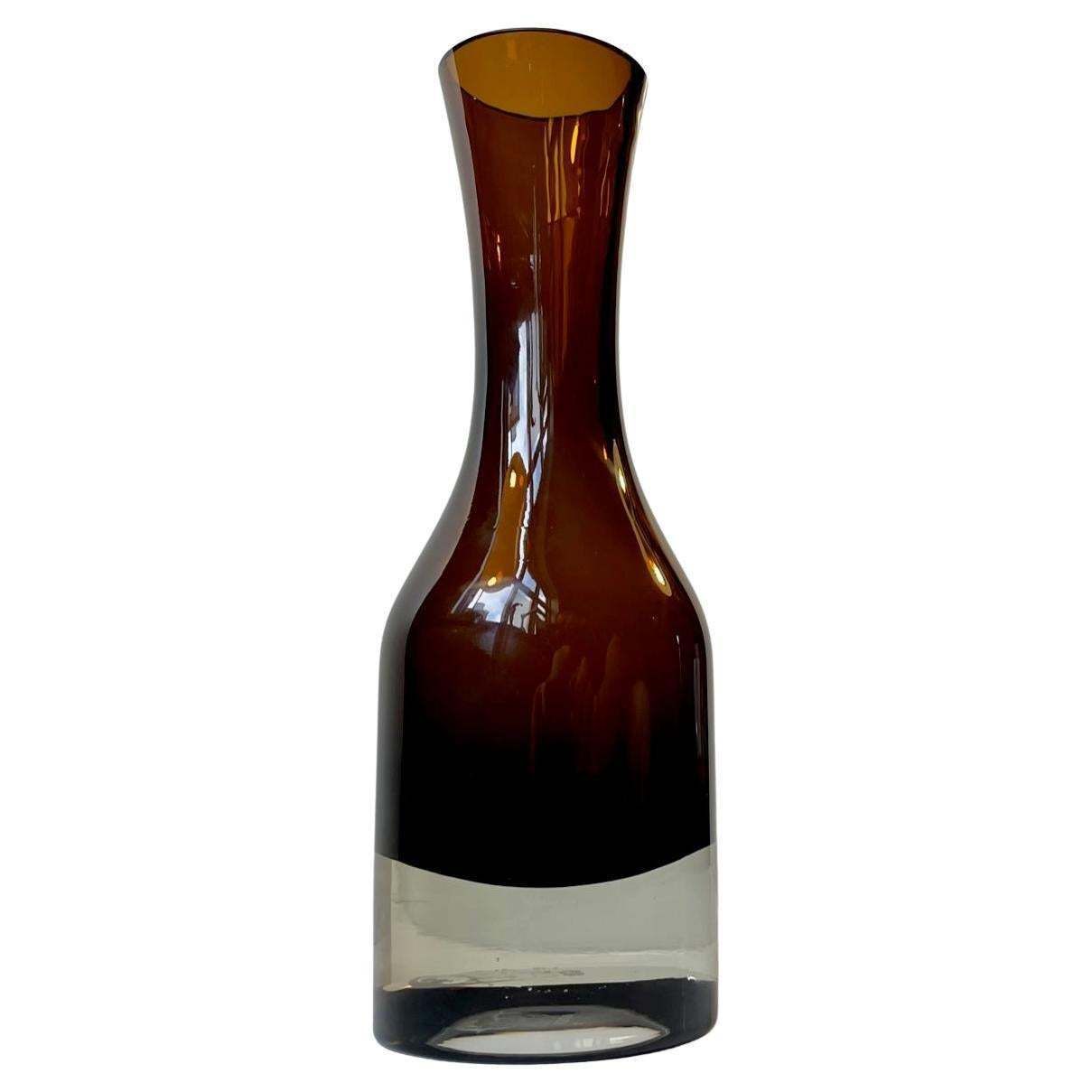 Midcentury Coffee Brown Glass Vase By Riihimaen Lasi Oy, Finland 1970s photo vinterior