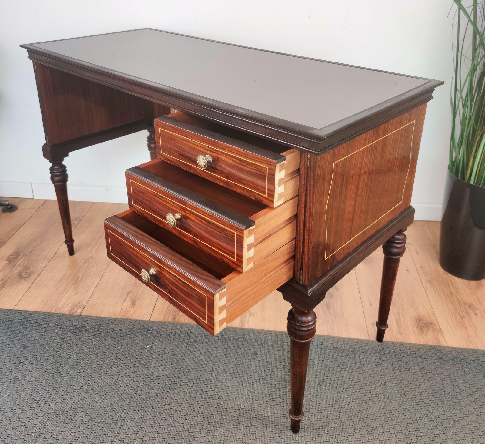 1960s Italian Art Deco Midcentury Walnut Brass Small Desk Writing Table photo Furniture