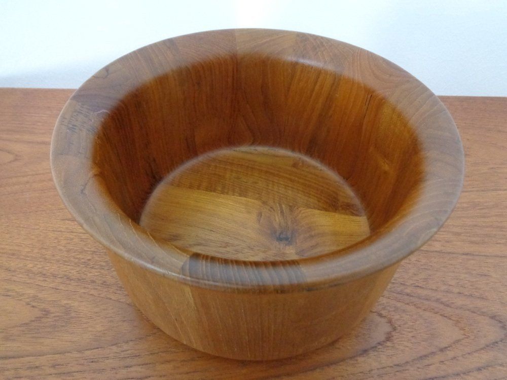 Mid Century Teak Salad Bowl And Spoons By Richard Nissen For Nissen, 1960s, Set Of 3 photo vinterior