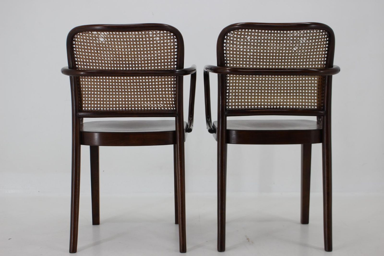 photo furniture 1920s Josef Hoffmann Bentwood Chairs, No. 811 For Thonet,Czechoslovakia