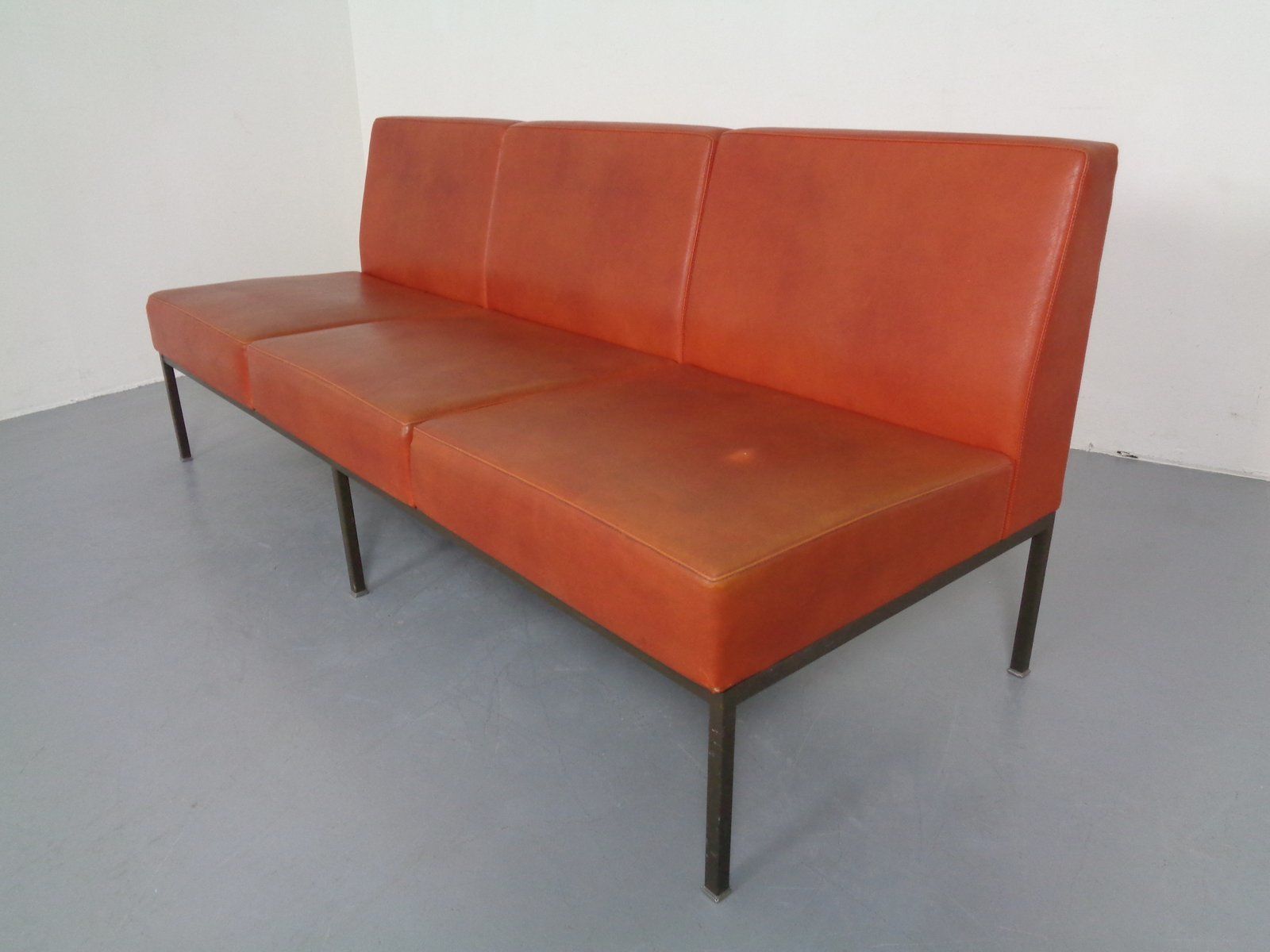 photo furniture Minimalist 3 Seater Bench, 1960s