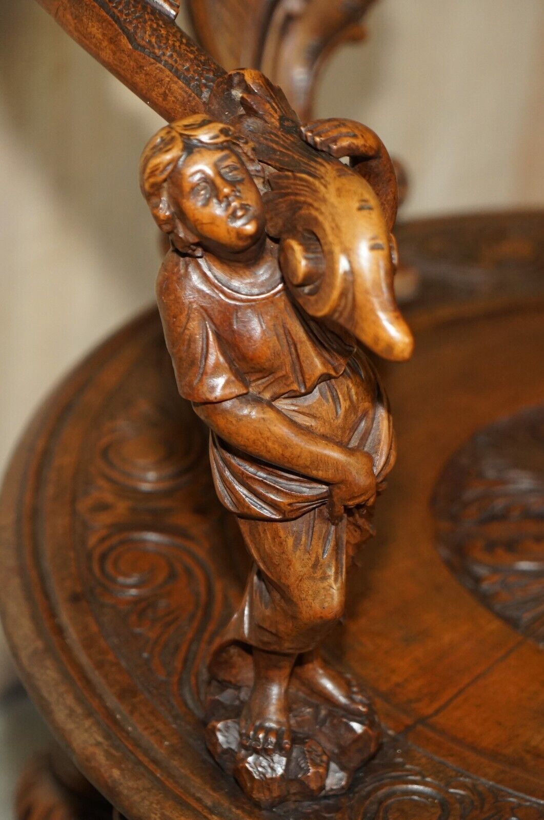 Original 19th Century Andrea Brustolon Style Hand Carved Italian Walnut Armchair photo vinterior