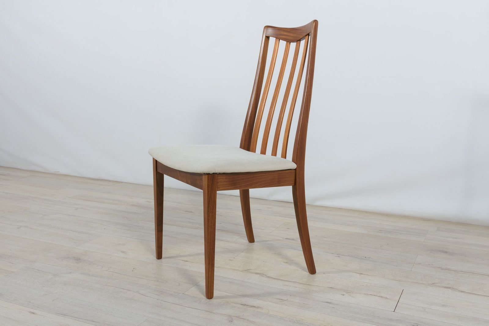 Mid Century Teak Dining Chairs By Leslie Dandy For G Plan, 1960s, Set Of 4 photo Furniture