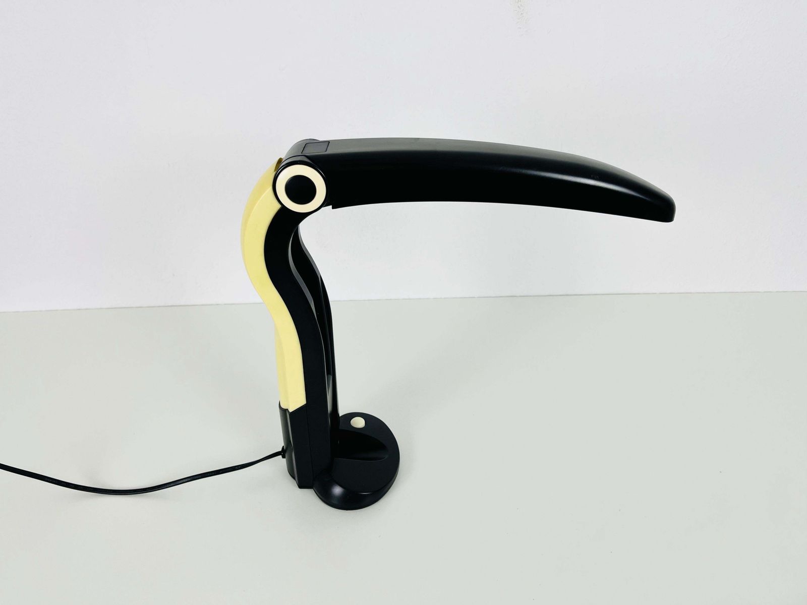 Black Toucan Table Lamp By H.T. Huang For Huangslite, 1990s photo for sale