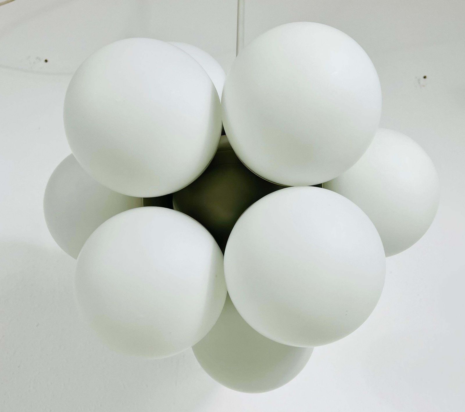 Atomic Kaiser Midcentury White 12  Arm Space Age Chandelier, 1960s, Germany photo Lighting