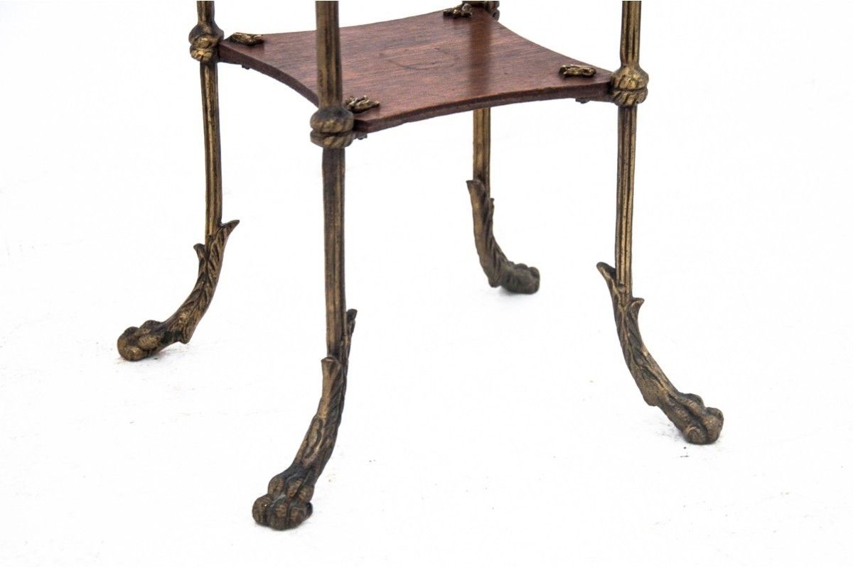 photo vinterior Table   Flowerbed, France, Mid 19th Century XX Century