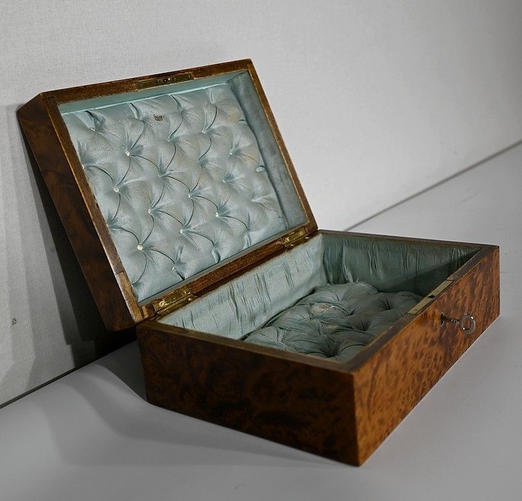 Jewelery Box In Thuya Burl, Napoleon III Period   Late 19th Century photo 968.2