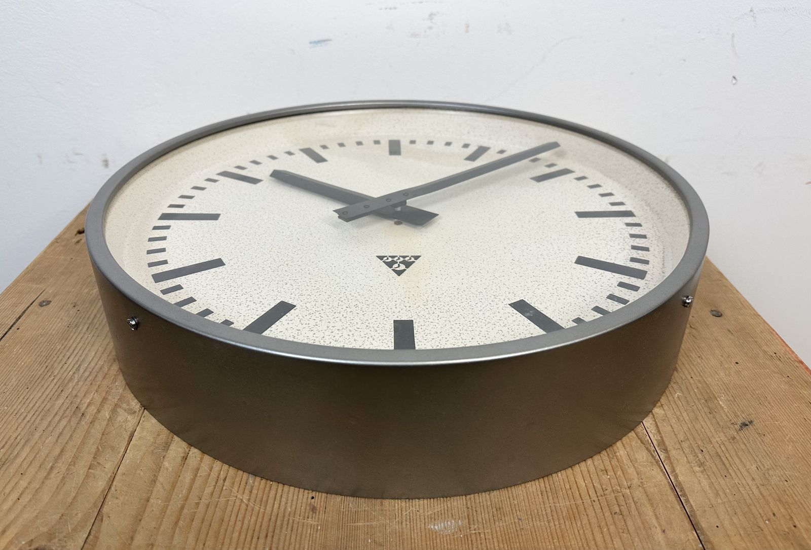 photo vinterior Large Grey Industrial Wall Clock From Pragotron, 1960s