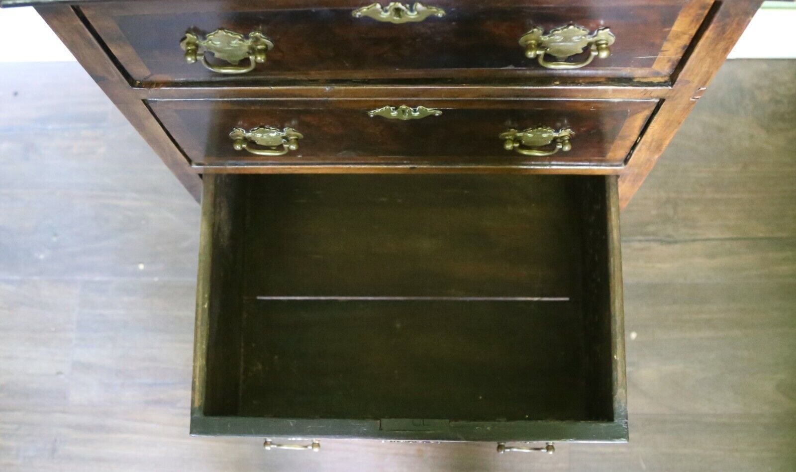 photo for sale Chest Of Drawers Mahogany And Crossbanded Bachelors Chest