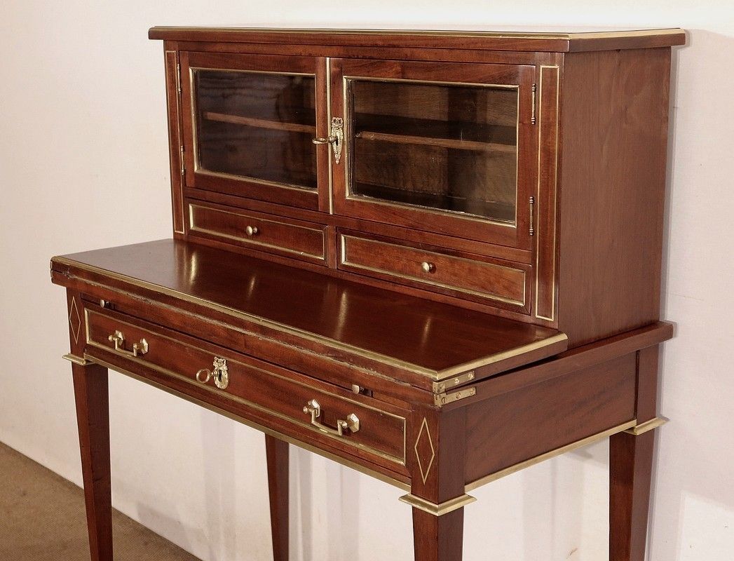 Bonheur Du Jour In Mahogany, Louis XVI Style – Mid 19th Century photo vintage