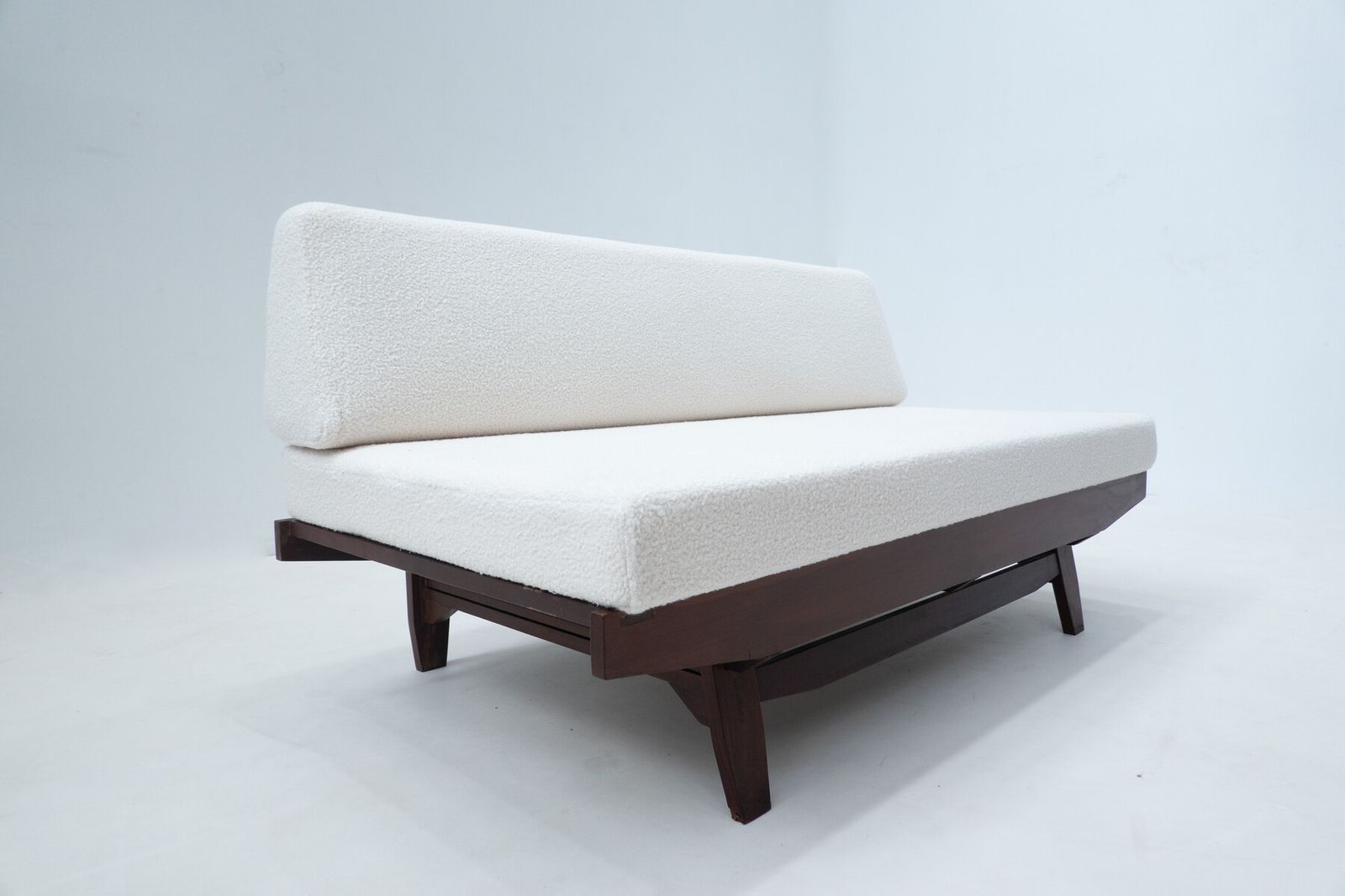 Mid Century Modern Italian Sofa In White Boucle
