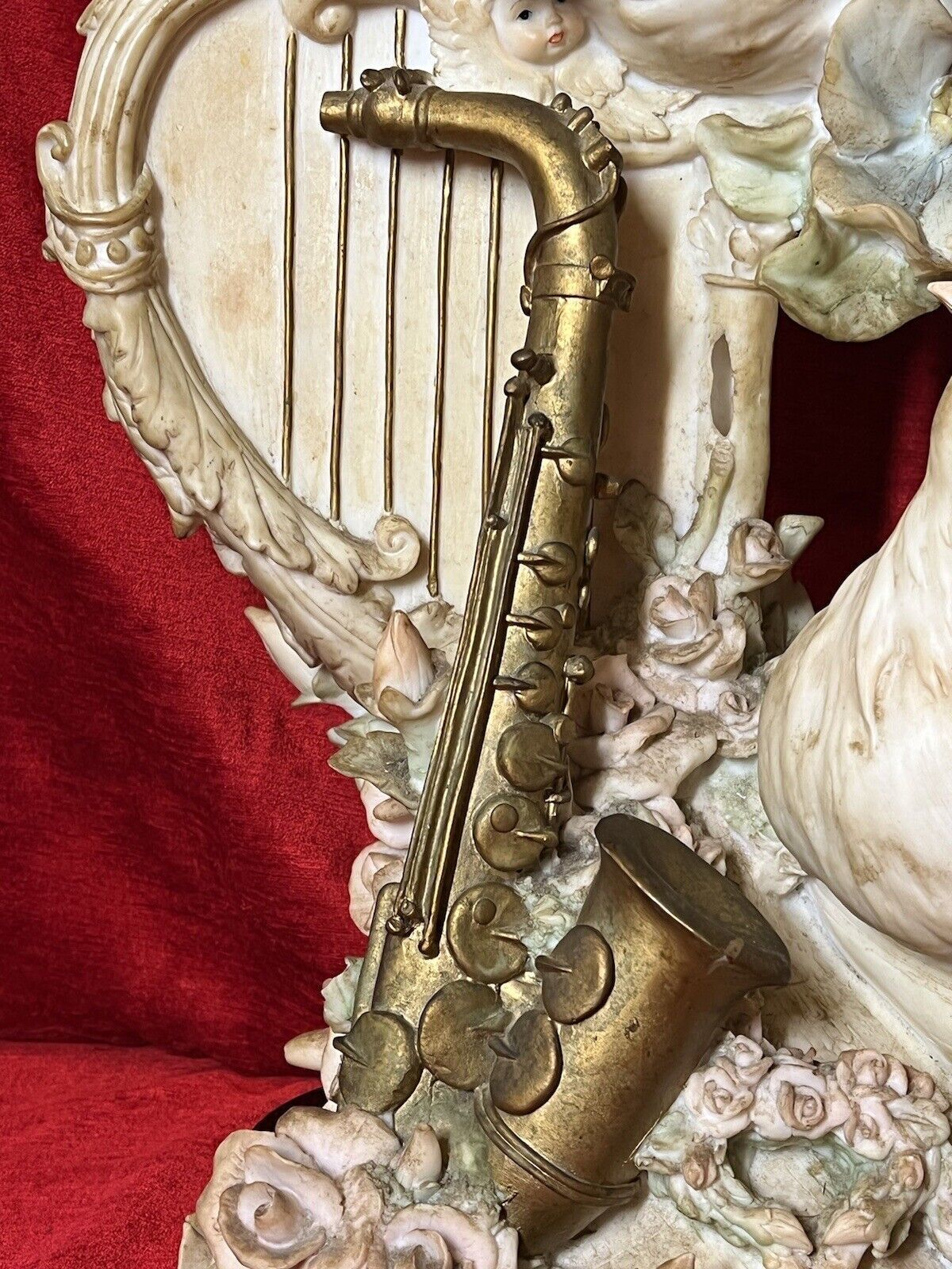 425.0 Large Italianate Romantic Turtle Doves Musical Showpiece On Wood Plinth Signed photo