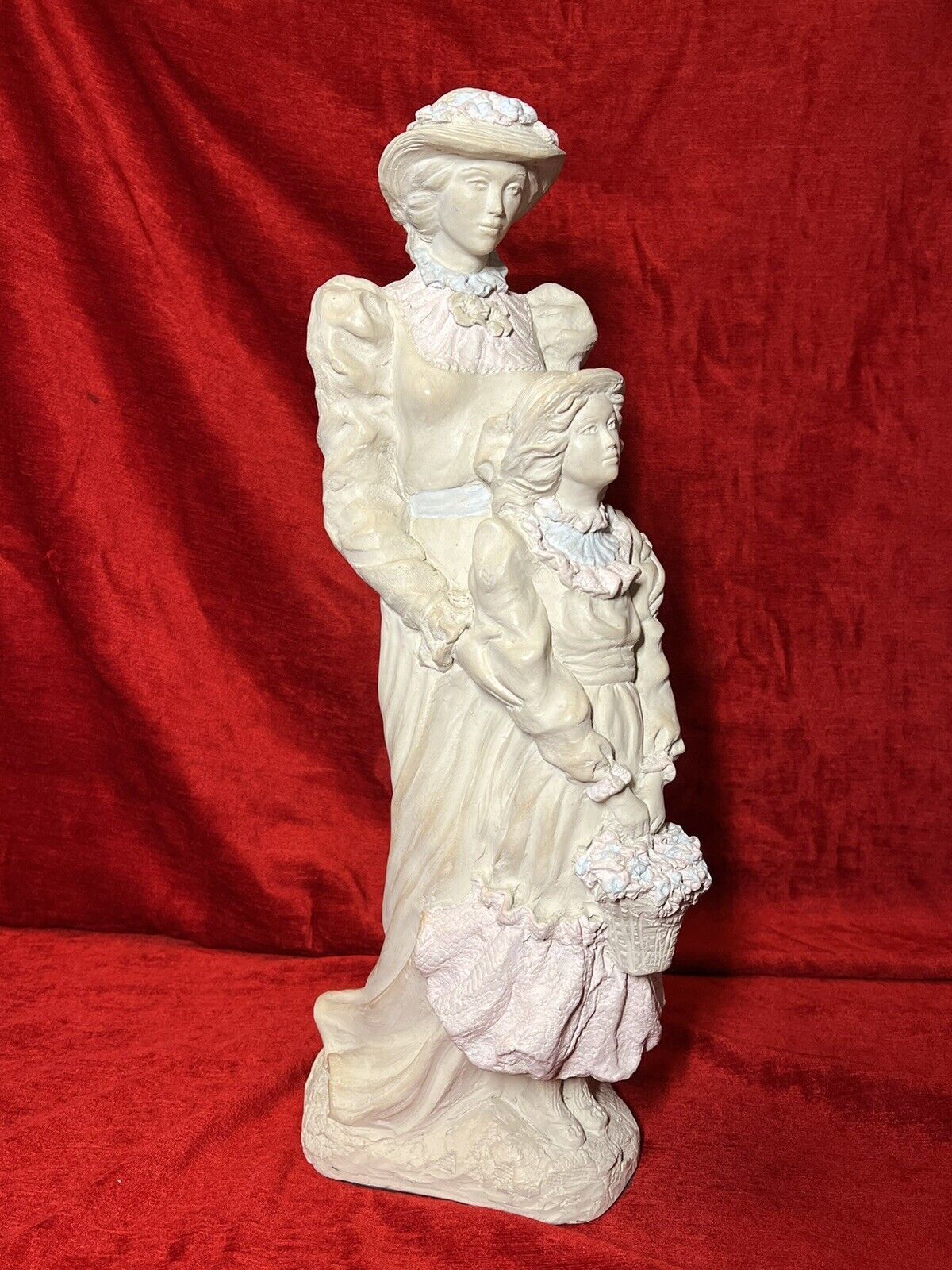 Alice Heath Chalkware Sculpture Of Victorian Embracing Mother & Daughter Signed photo vinterior