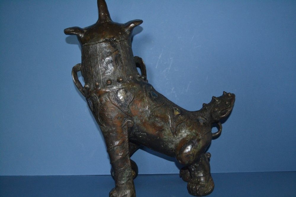 Large Early 19th Century Thai/Burmese Bronze And Mirrored Fo Lion, C 1820 photo vinterior