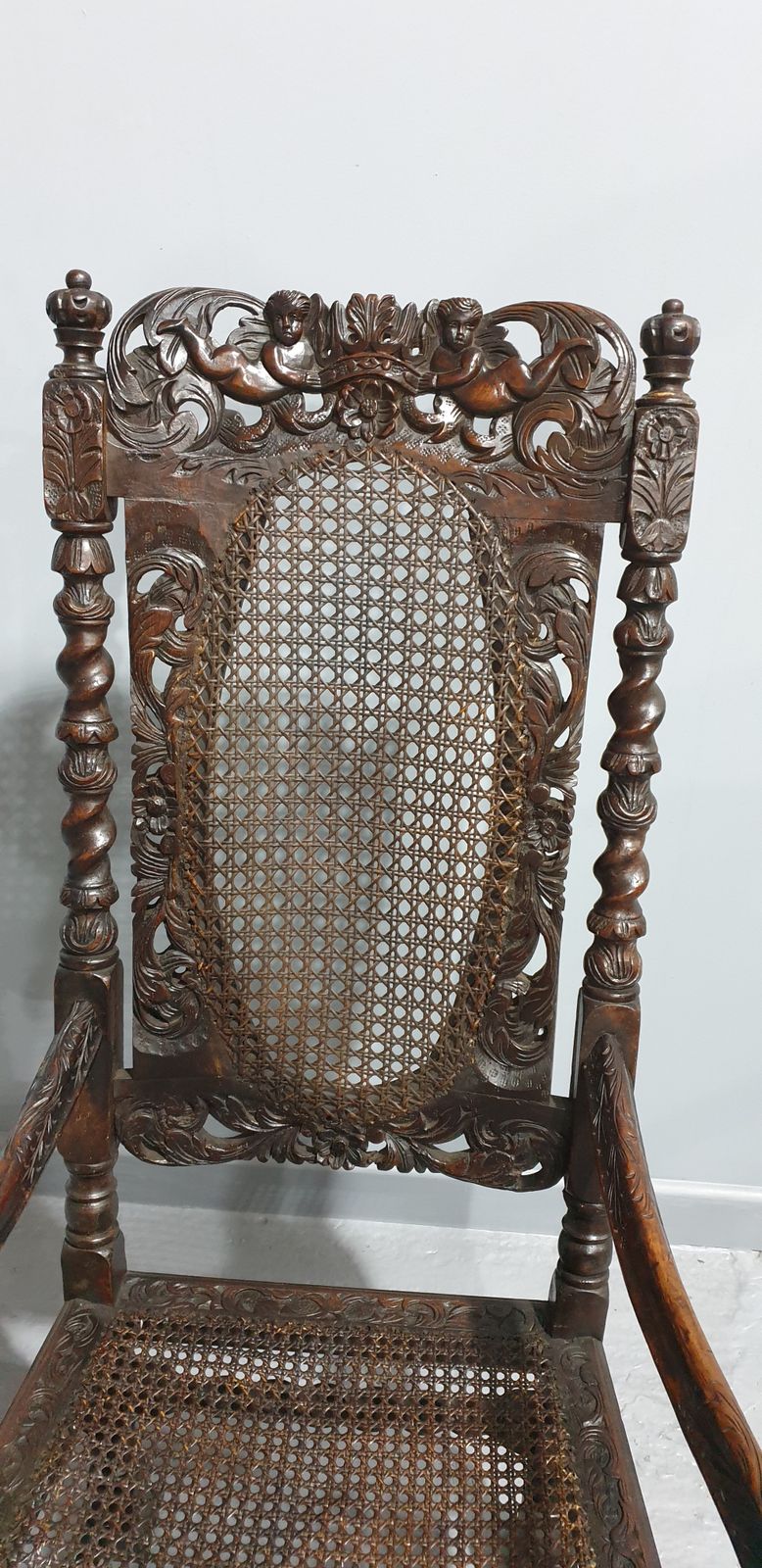 Cromwellian Carver Chair photo 995.0