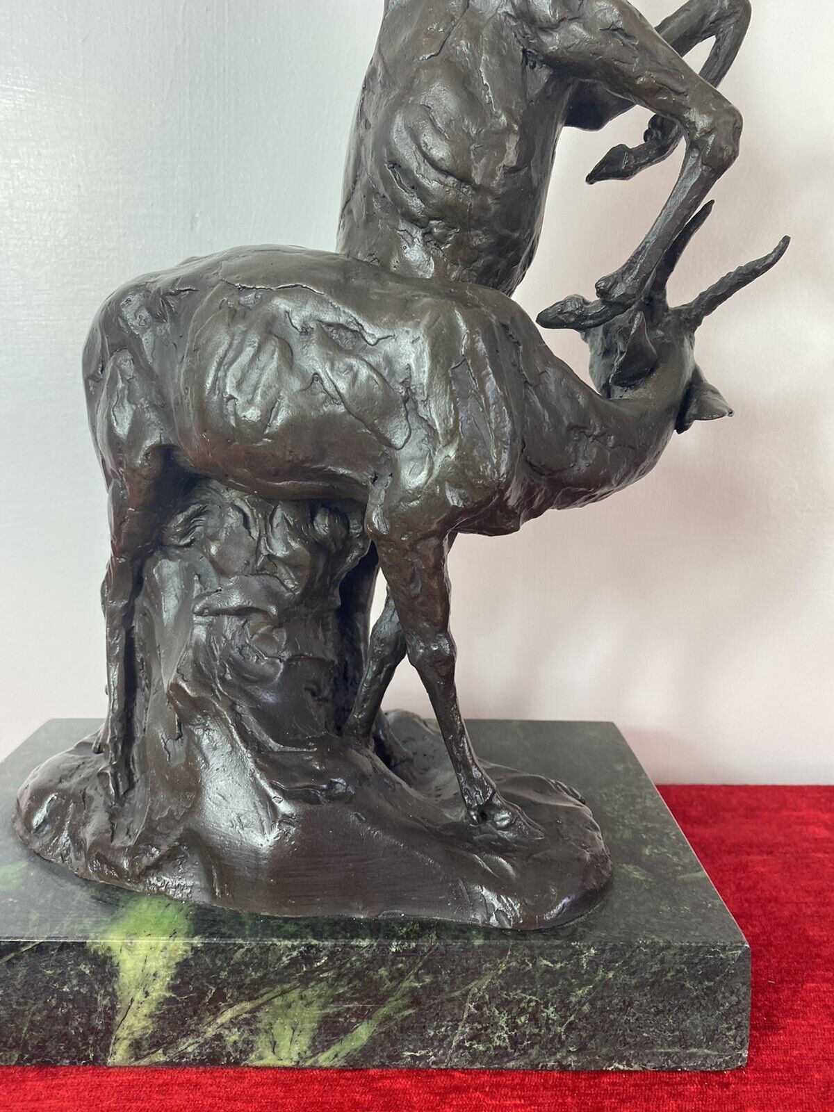 Fine Bronze Centrepiece Sculpture Of Gazelle & Impala On Marble Plinth Signed photo vinterior