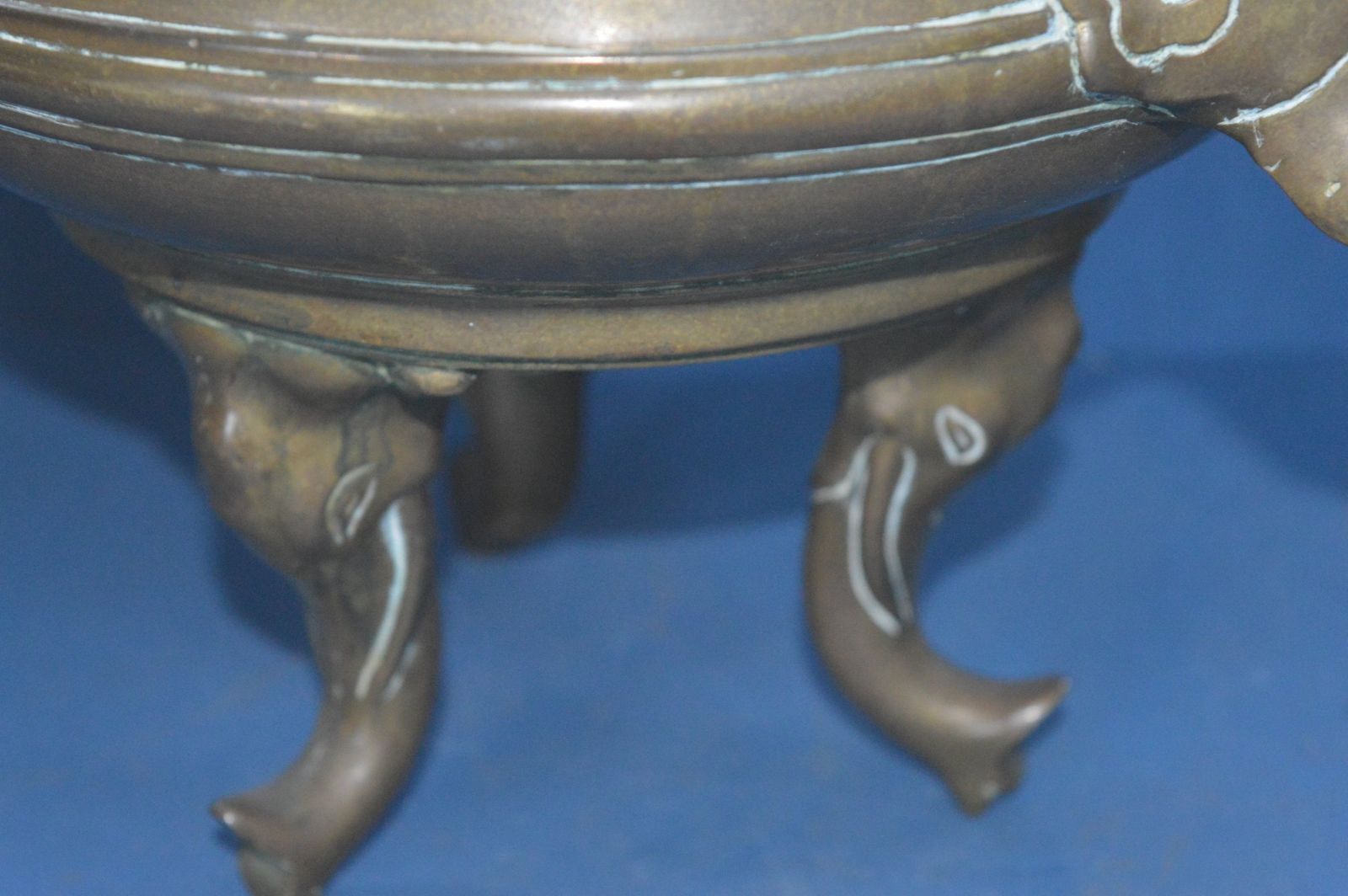 photo furniture Very Large Chinese Bronze Lidded Censer, C1870.