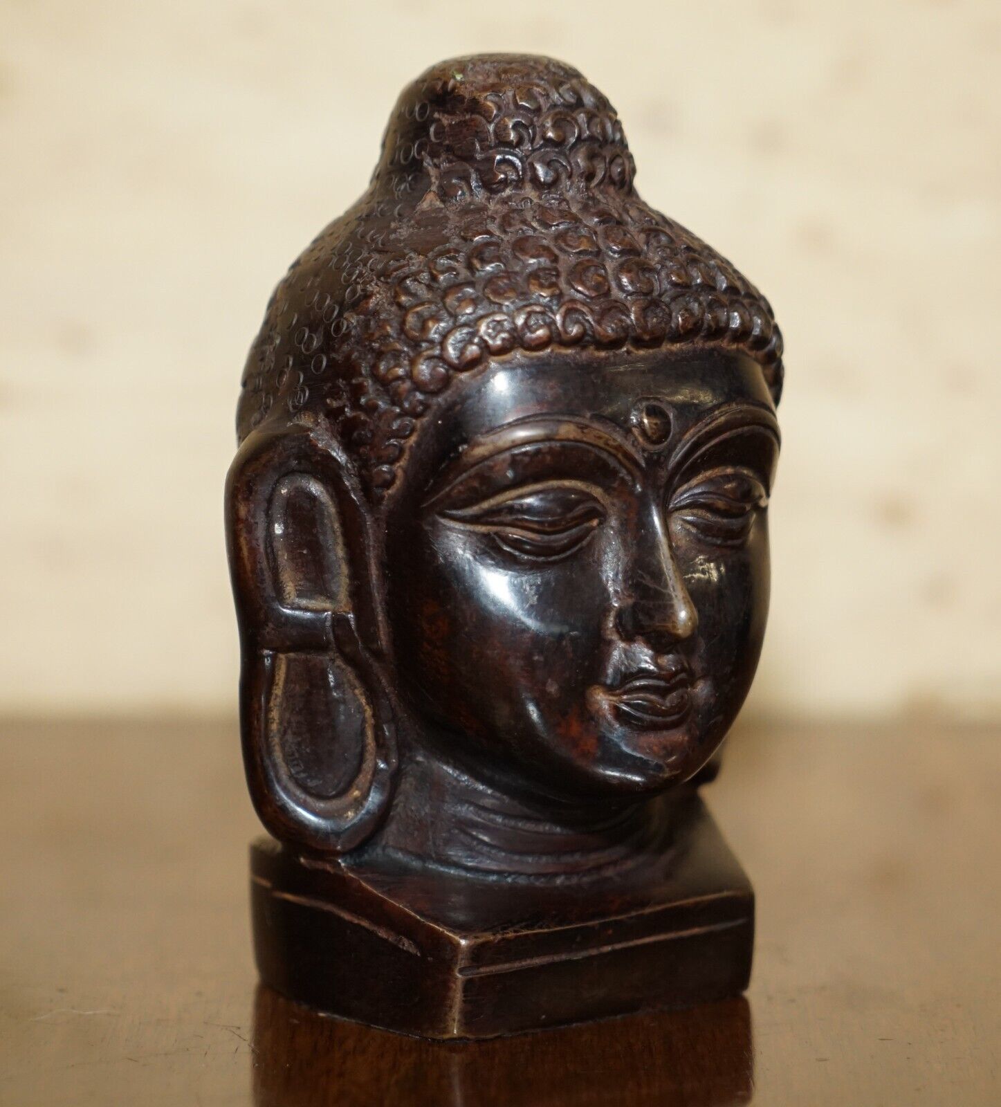 Lovely Pair Of Indonesian Bronzed Buddha Heads Very Decorative Lovely Patina photo furniture