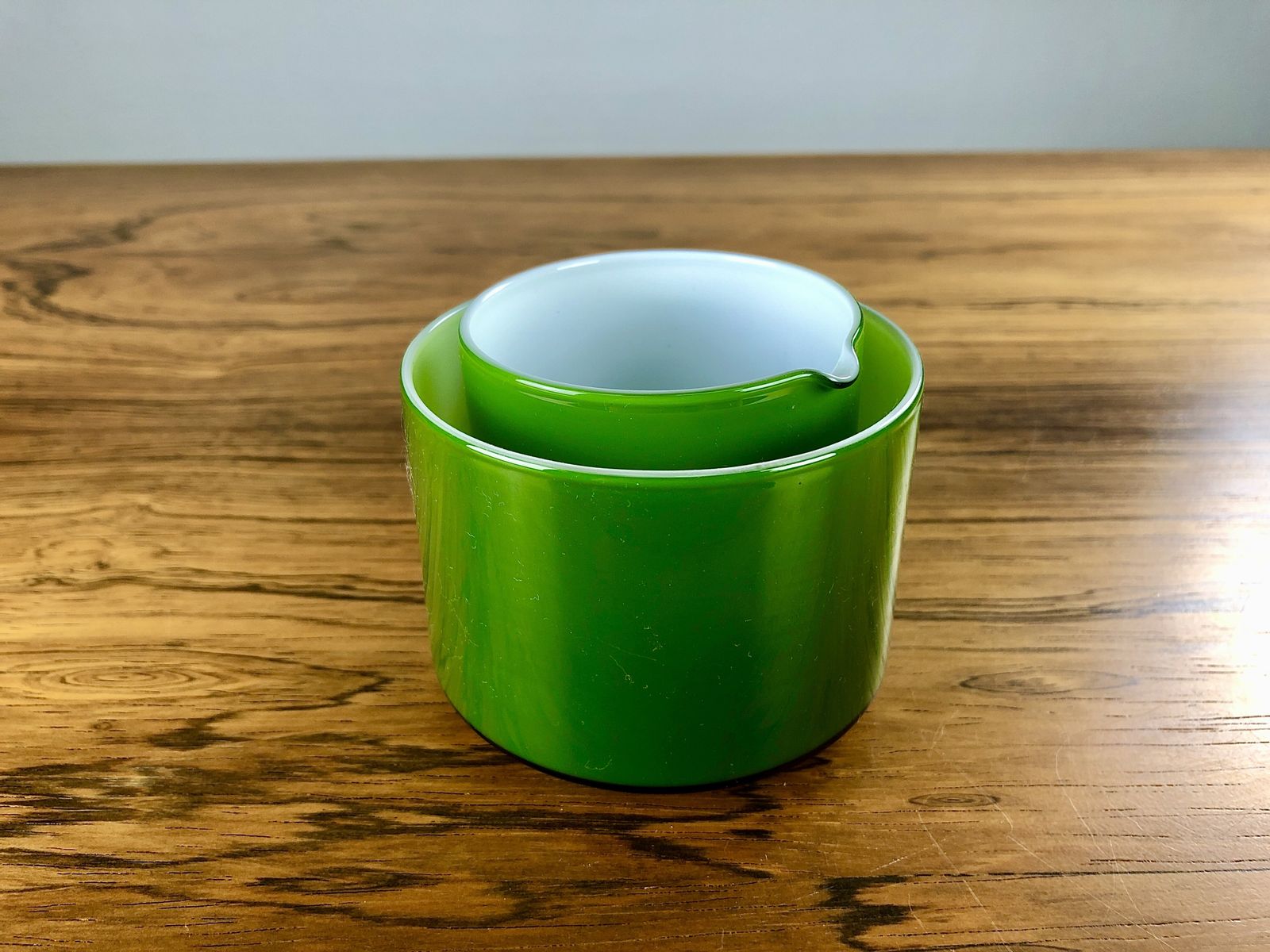 Green Danish Cream And Sugar Bowls In Glass By Michael Bang For Holmegaard 1970's photo for sale