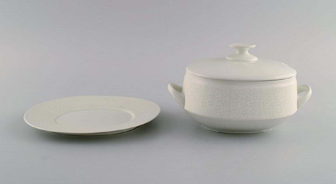 Raija Uosikkinen For Arabia  Pitsi Lidded Tureen With Saucer photo vinterior