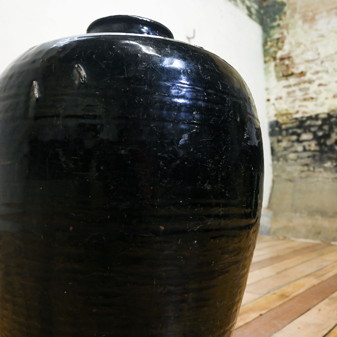 Home Decor A Large 19th Century Chinese Ceramic Rice Wine Jar   Shanxi photo