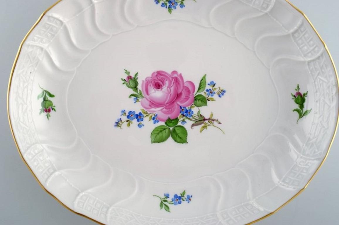 Oval Meissen Pink Rose Bowl In Hand Painted Porcelain With Gold Edge photo furniture