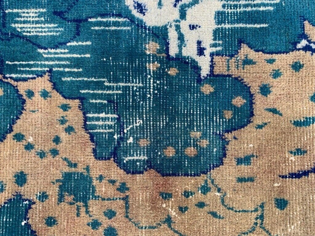 photo furniture Vintage Turkish Rug 216x124 Cm Shabby Distressed Carpet Medium