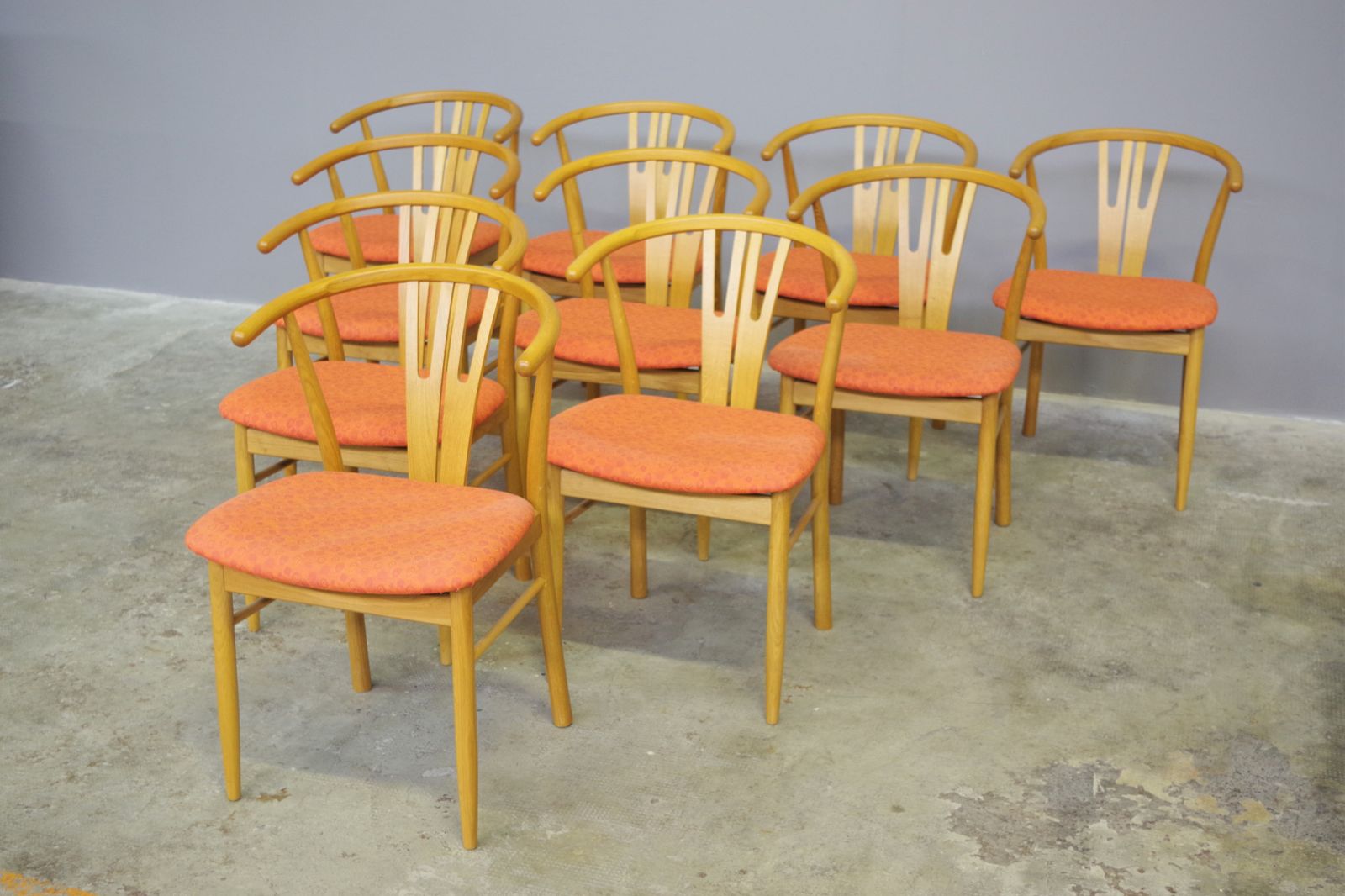 Set Of 11 New Modern Oak Chairs In Curved Wood photo vinterior