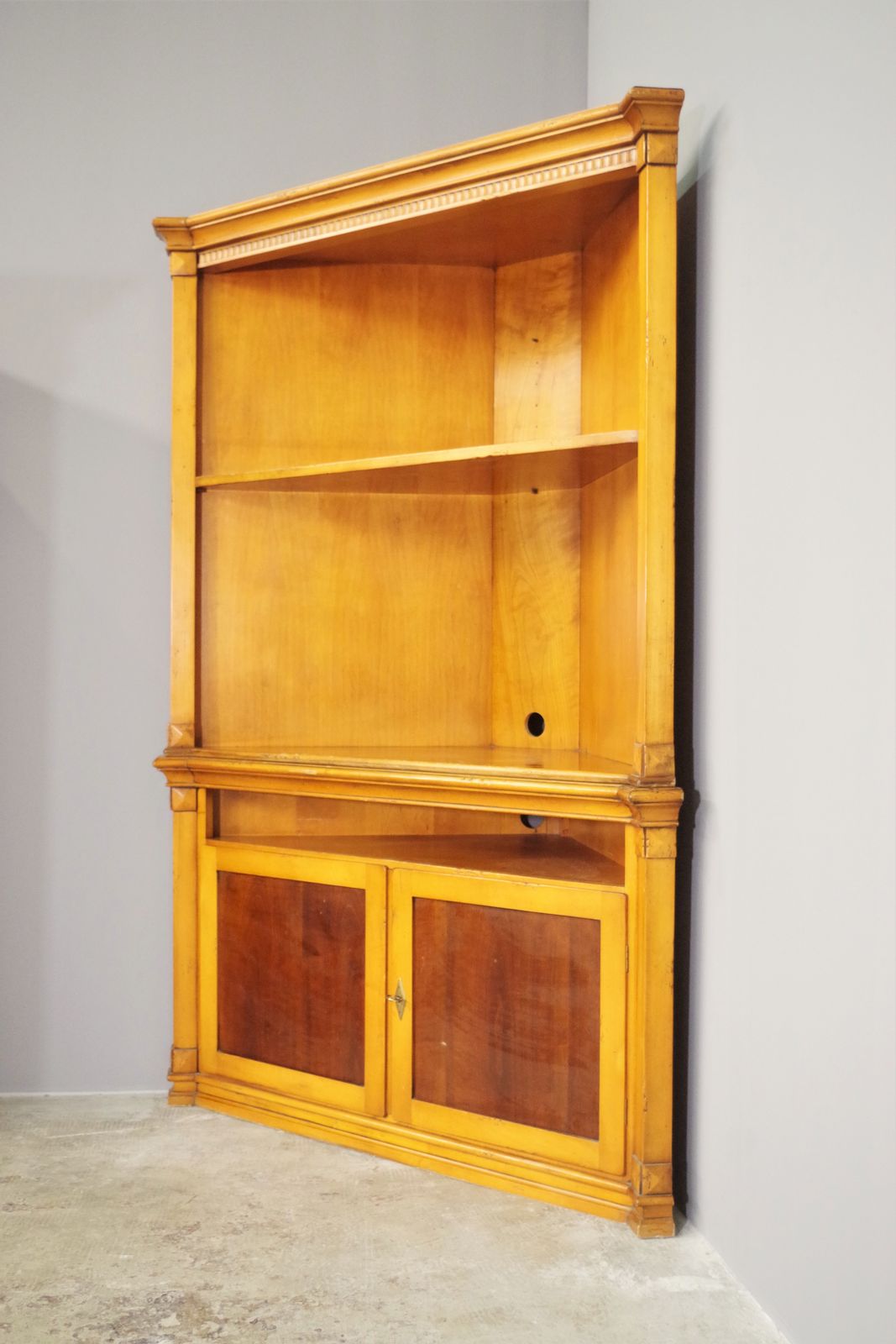 Corner Furniture In Beech From The 1980s photo 2100.0