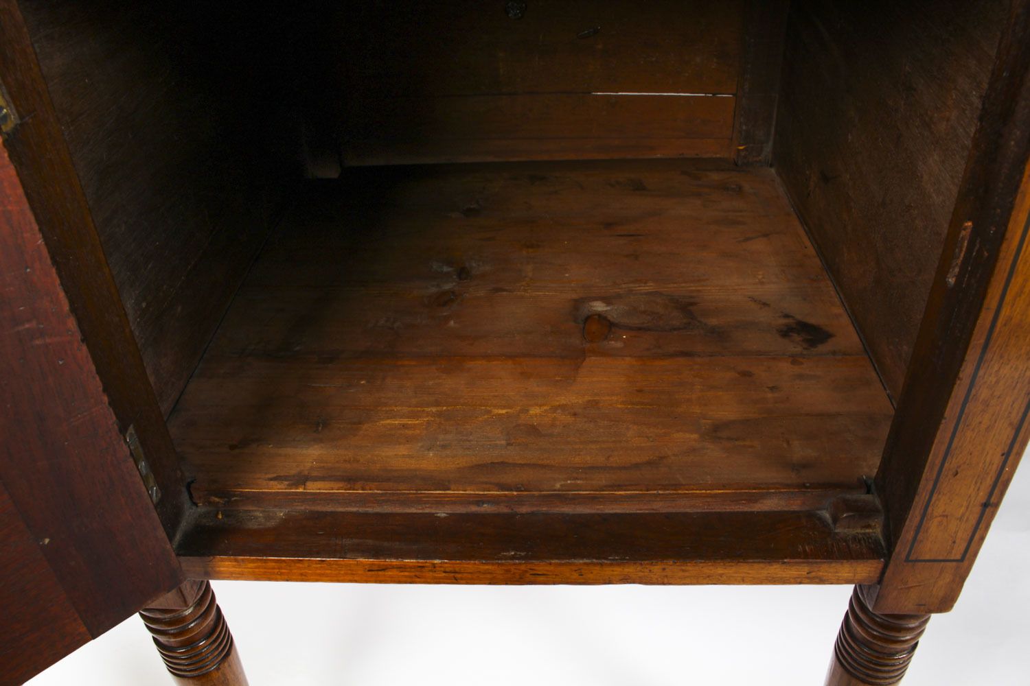 photo buy Antique George III  Mahogany And Line Inlaid Sideboard Ca 1790