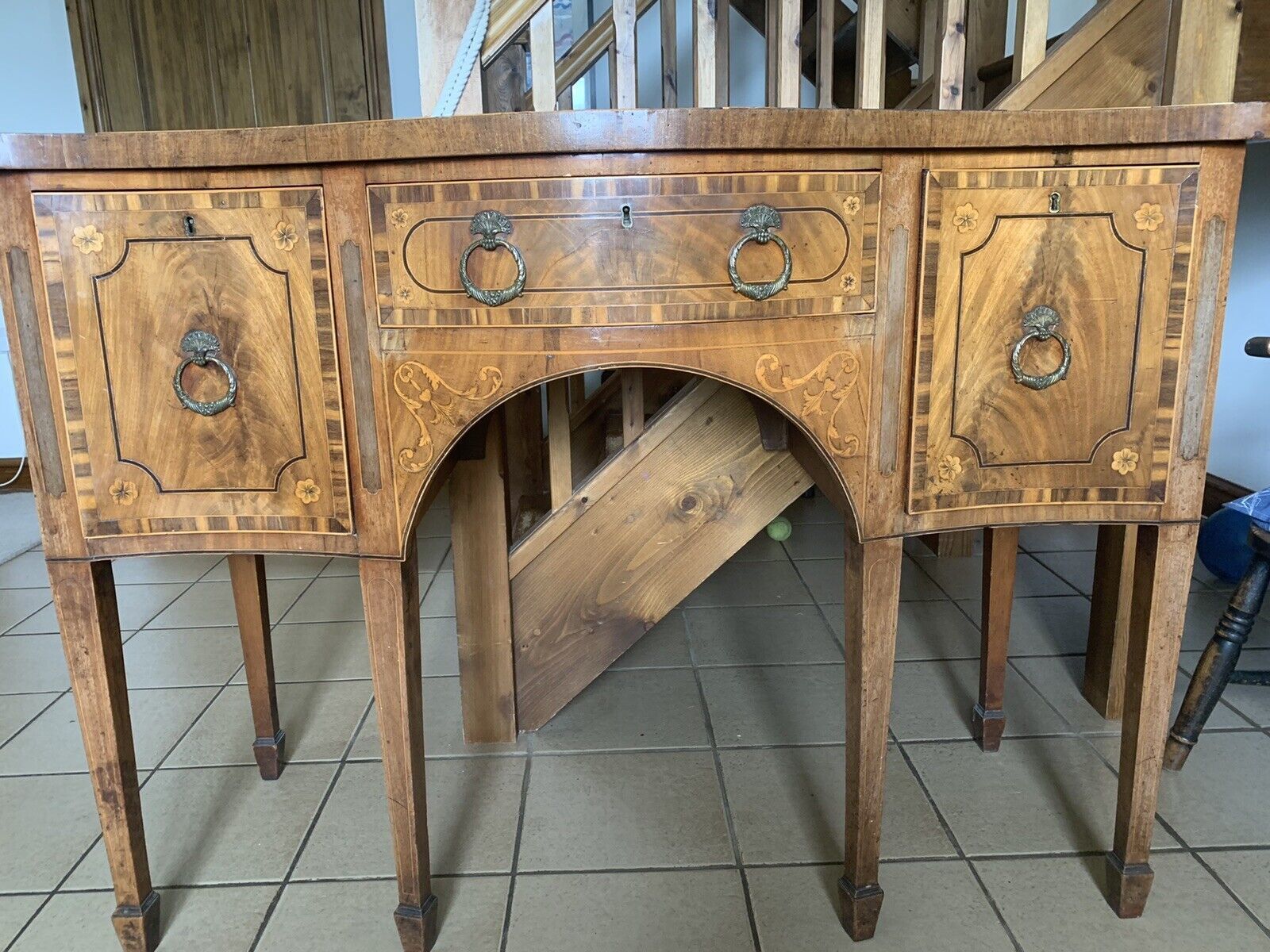 Lovely Small Inlaid Late 18th Century Georgian Serpentine Sideboard.