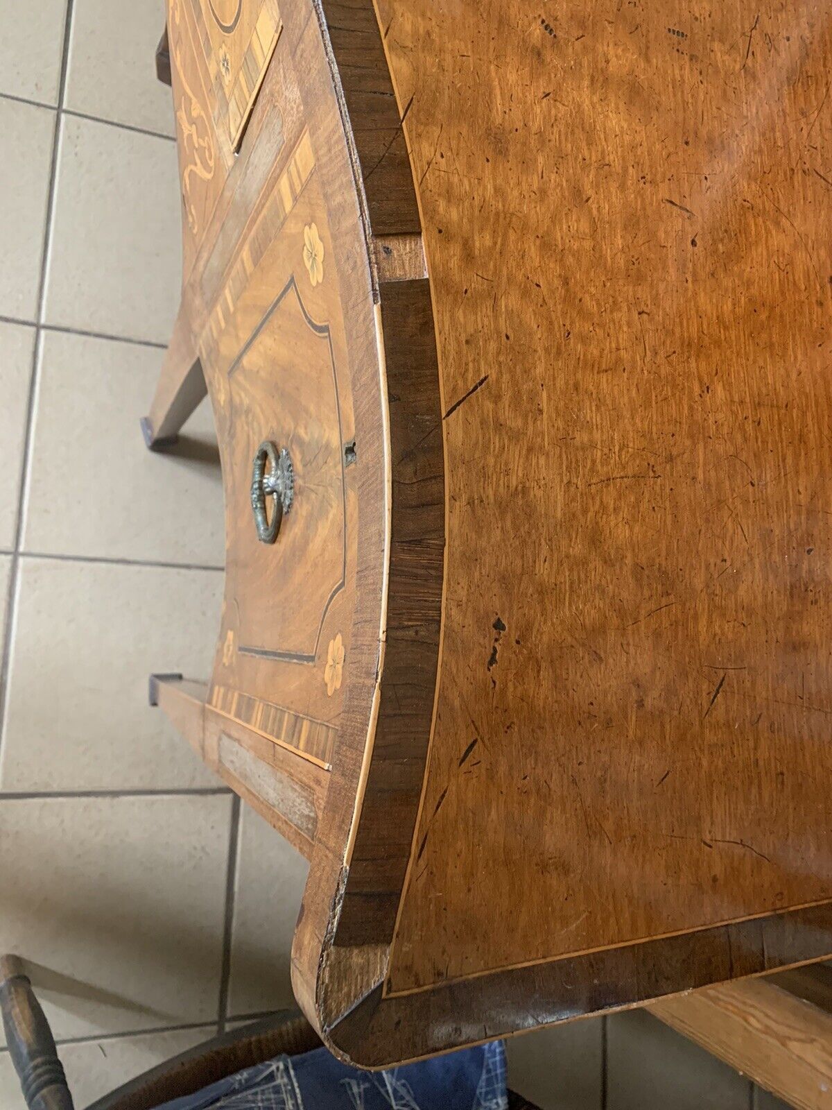 Lovely Small Inlaid Late 18th Century Georgian Serpentine Sideboard. photo 3750.0