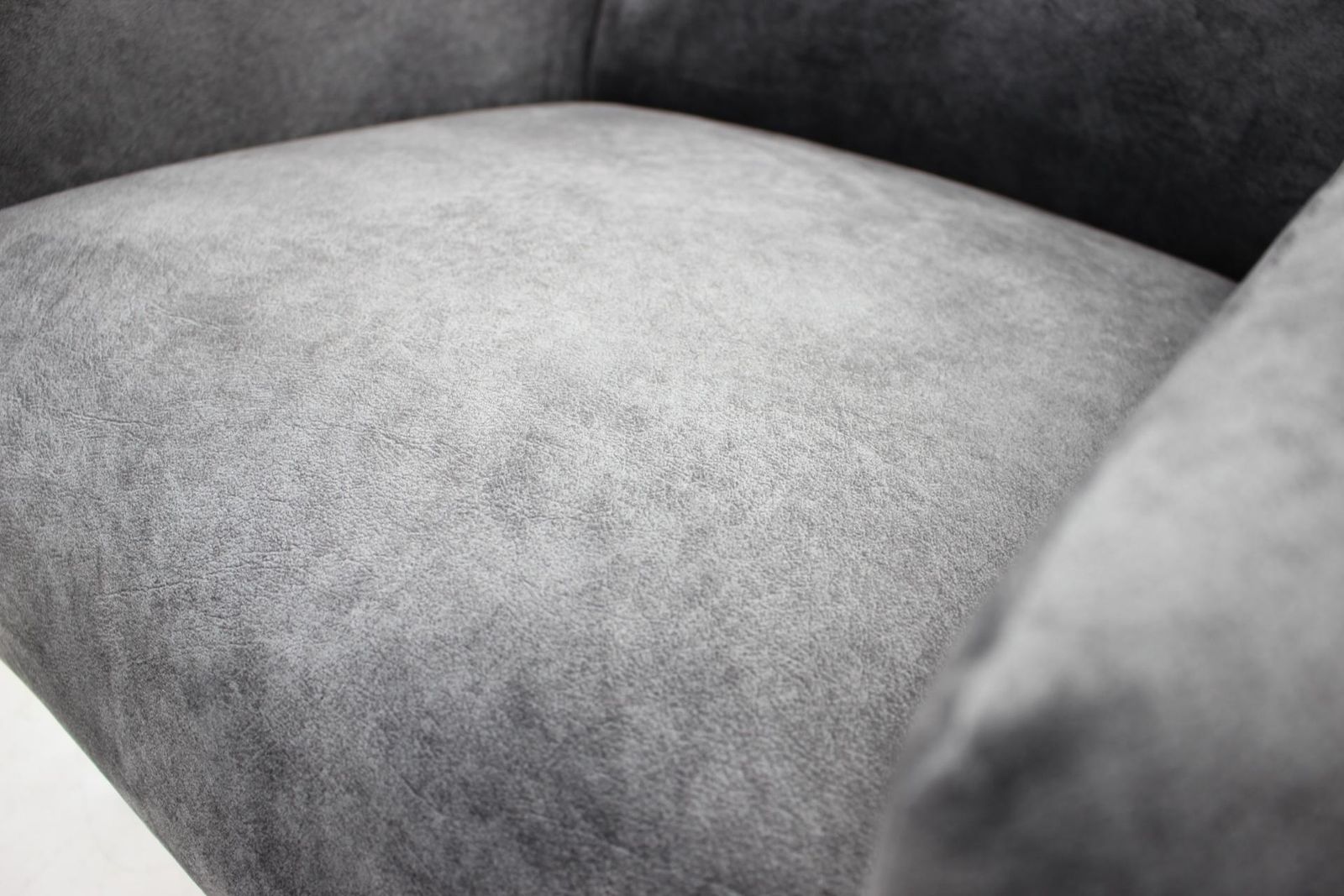 1697.0 1970s Pair Of Italian Design Armchairs photo