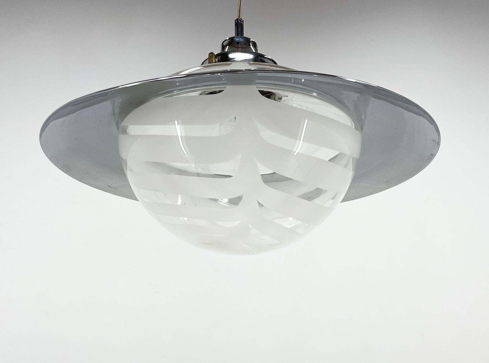 1970's Italian Murano Glass And Chrome Pendant 'Saturn' photo vinterior